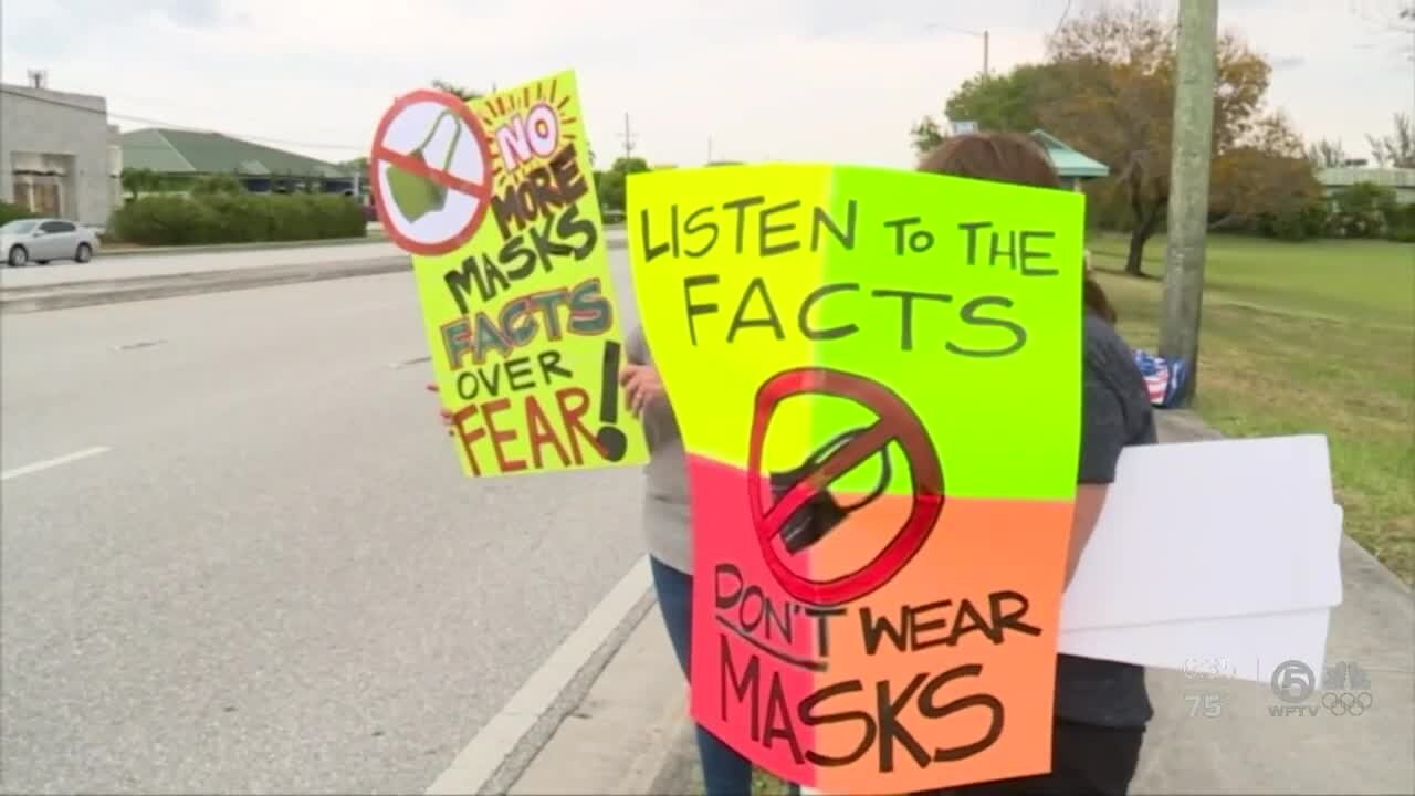 Parents to protest Palm Beach County schools mask requirements