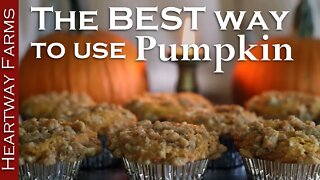 Pumpkin Crumble Muffins With Cream Cheese Filling | The BEST way to use PUMPKIN! Fall Dessert Recipe