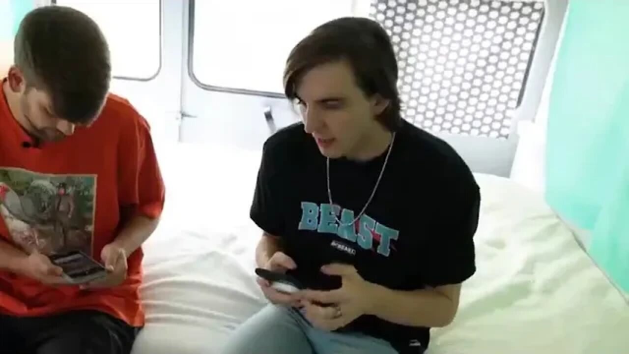 $1 % vs % $1,000,000 Hotel Room!