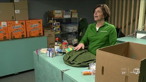 7Everyday Hero: Evergreen volunteer helps kids stay full, focused throughout the school year