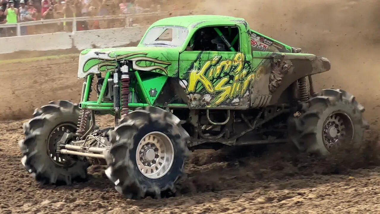 MEGA TRUCKS Mud Bog Racing North vs South 2023