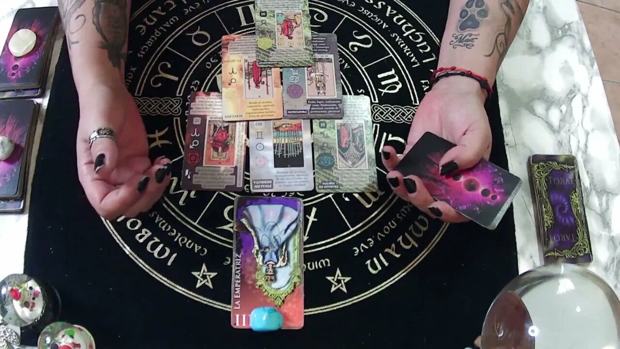 SÍ O NO 3 OPCIONES - TAROT INTERACTIVO