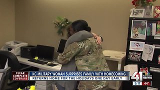 Army soldier surprises whole family for holidays