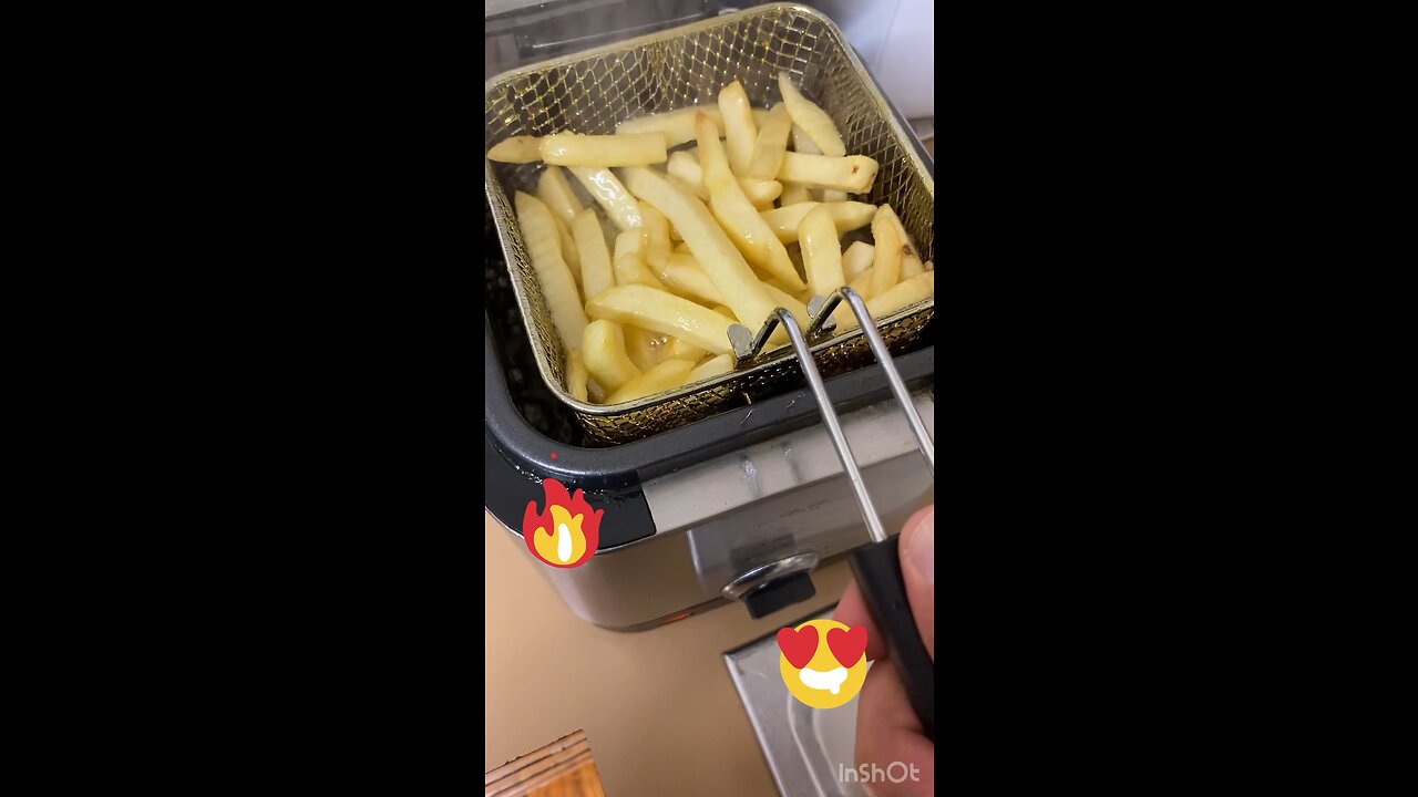 Crispy potatoes french fries