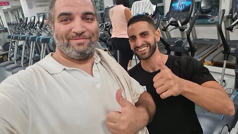 לייב נכנסים לכושר? אימון ראשון בחדר הכושר של הקאנטרי אופקים