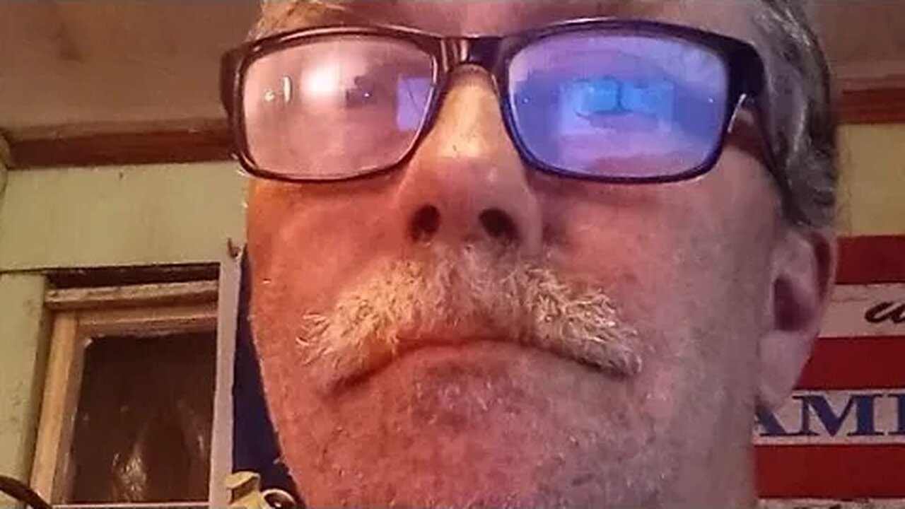 #572 UntetheredLive ChillStream - Live From My Phone, Music, Chit-Chat Friday 830pm