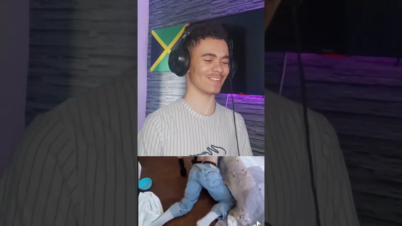 WHAT SHE TRYING TO DO 😱🤣 #fyp #reaction #subscribe #shorts #viral #youtube #tiktok #like #funny
