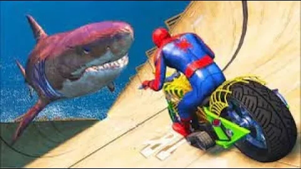 GTA 5 Water سوبرمان ، هالك ، الرجل الحديدي مقابل بدلات سبايدرمان | SUPERHEROES Racing Challenge