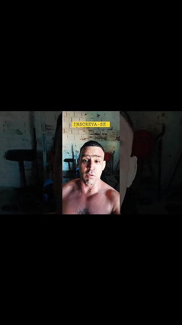 Domingou e nós estamos aqui treinando #musculação #ufc #wheyprotein #dieta #treino #gym #músculos