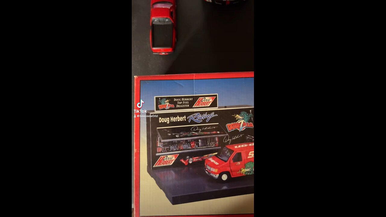 Opening Limited Edition Snap-On Doug Hebert DOUGZILLA Ford Trailer Van @ #BeeZeeWorld