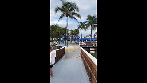 Livestream Clip From Downtown Fort Myers Beach Walk Part 5