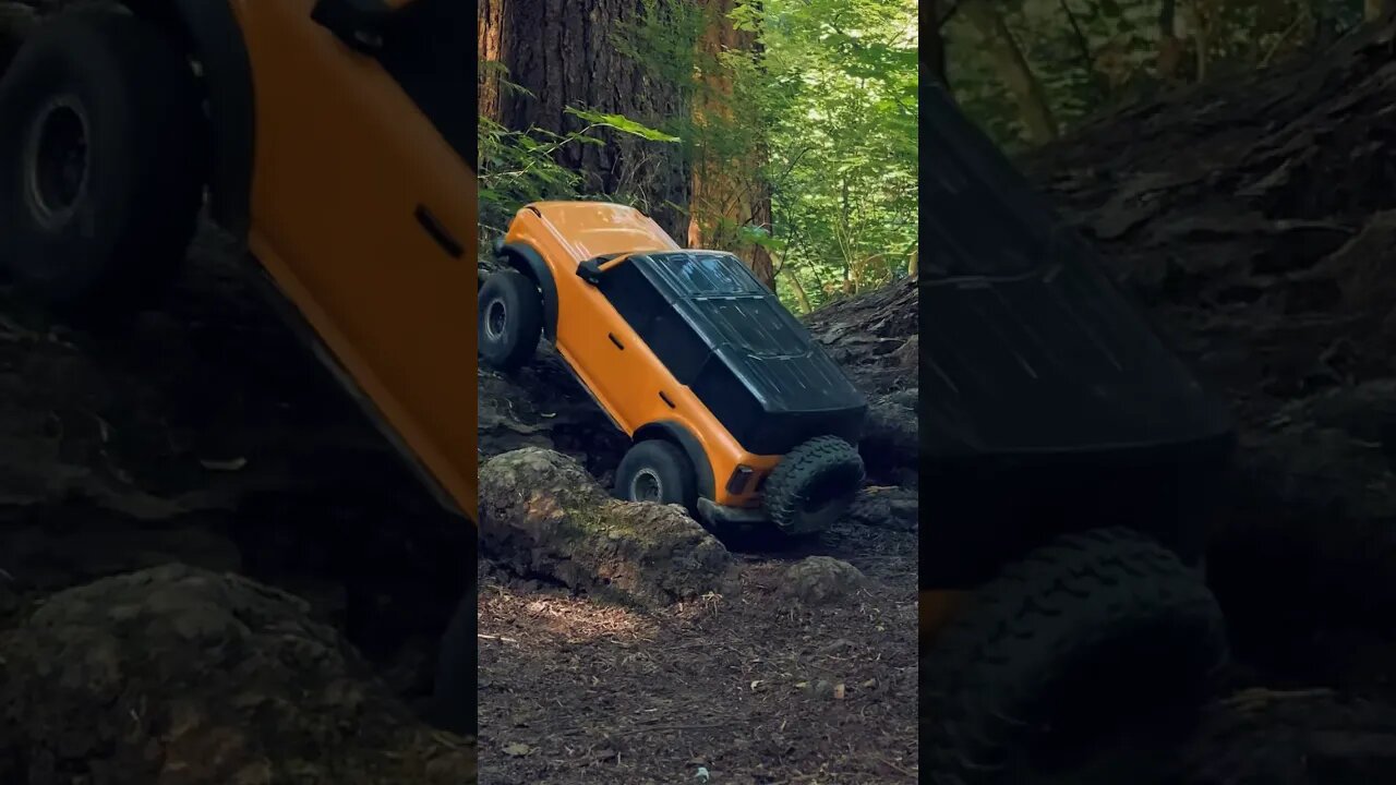 Uphill crawl with superb control😱Traxxas Trx4 Bronco 2021 #shorts #rc #trendingshorts #rccar