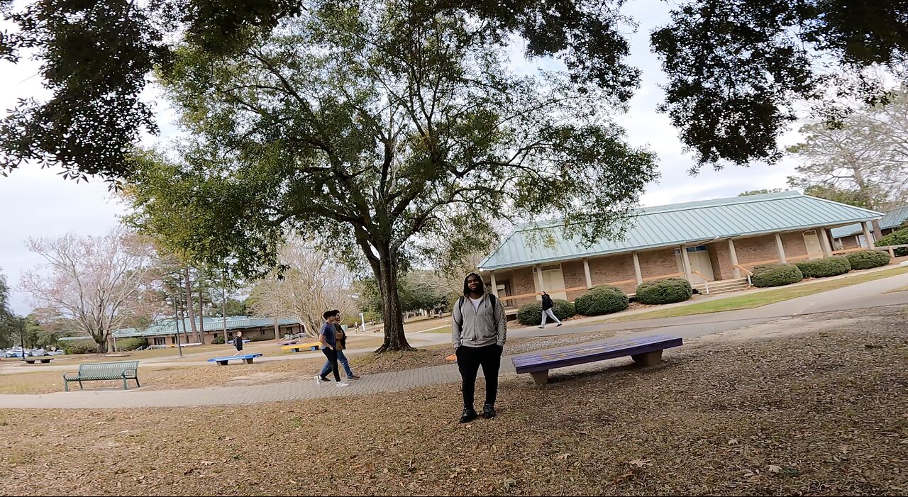 University of West Florida: Angry Student Yells There Is No Such Thing As Hell In Hebrew, Christian Student Encourages Me, A Pretty Quiet First Day Back to Preaching