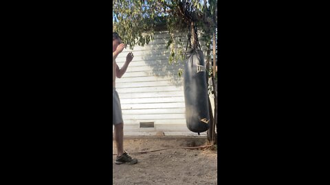 MUAY THAI KICK