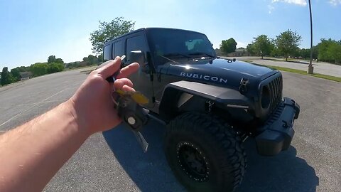 2013 Jeep Wrangler ( that wind is EVIL!!! )