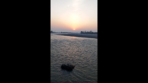 Day begins at Ganga Ghat, Haridwar