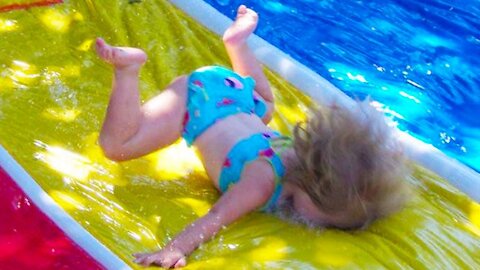 TRY NOT TO LAUGH at these baby water fails