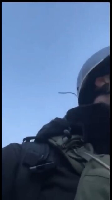 Watch missile fly over Australians in Ukraine!