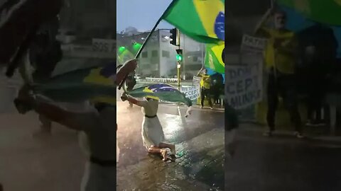 VOCÊ ACREDITA, ESTÁ ORANDO E CONFIA NO CAPITÃO? #shorts