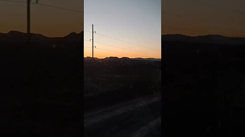 그랜드캐년투어후 라스베가스행 봉고차에서.. 저녁노을