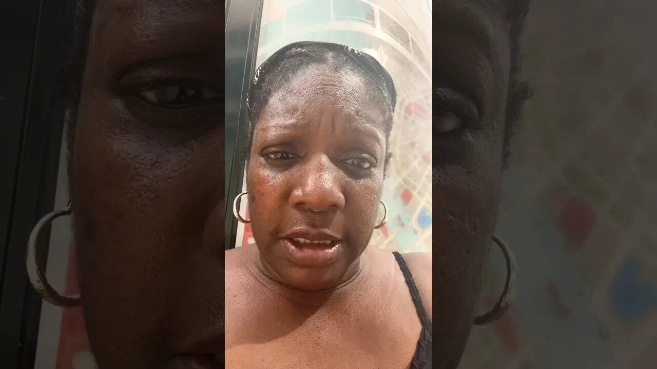 Thank God for my family and friends#blackyoutube #homelessness #meanstreet#depression #short😡🤬😡🤬