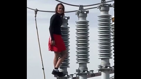 Lib Utah Woman With TDS Climbs Onto Power Transformer… Screams About Not Being Safe…Knocks Out Power