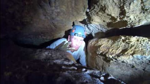 Studente intrappolato in una grotta in Texas
