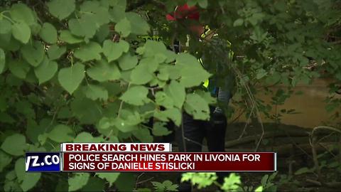 Police searching park for missing woman