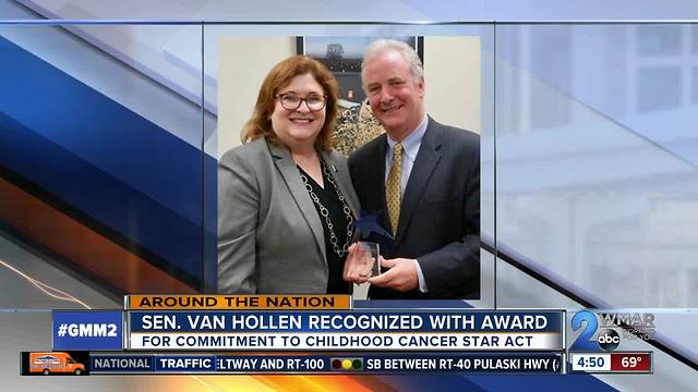 Sen. Chris Van Hollen receives award for support of childhood cancer law