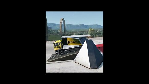 |MiniBeamNG/ Trucks In Reverse - BeamNG.Drive