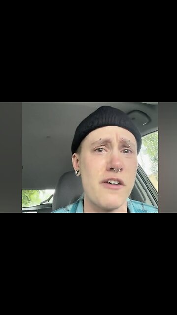 Tranny Has Meltdown After Gender Identity Fails to Get Them the Undeserved Attention They Desire