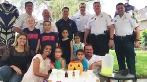 7-year-old cancer patient sets up lemonade stand to raise money for Las Vegas shooting victims