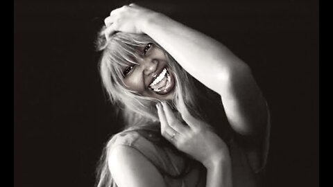 Taylor Swift (Cupcakke Remix)