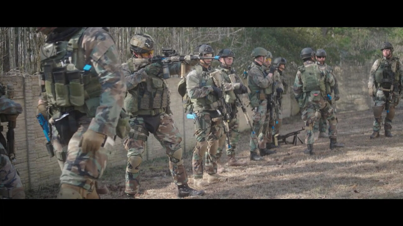 Dutch Marines conduct Urban Terrain (MOUT) training