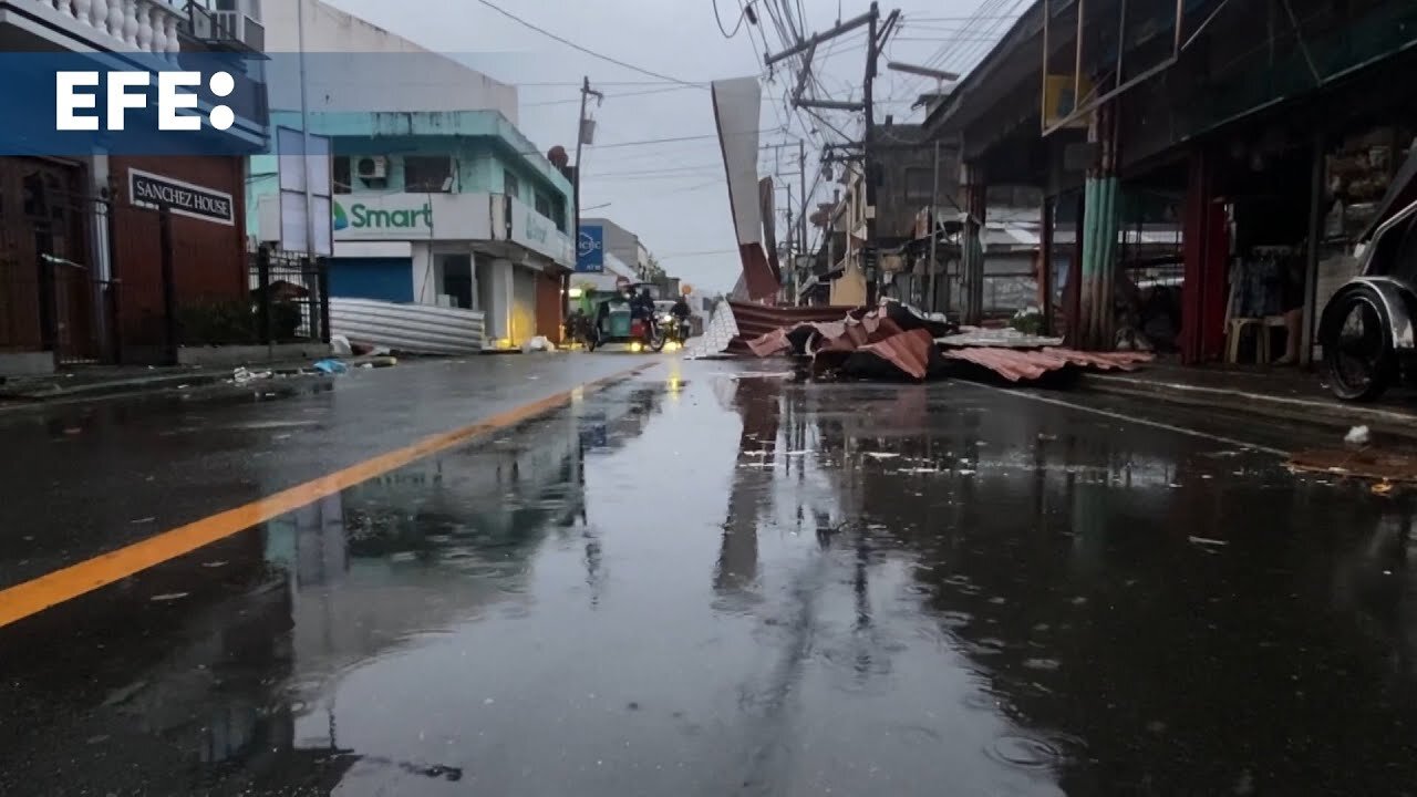 Al menos ocho muertos tras el paso del supertifón Man-yi en el norte de Filipinas