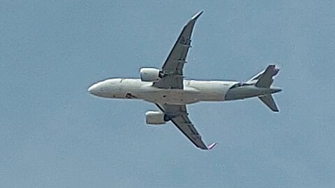 Airbus A320NEO PR-XBP departing to São Paulo from Fortaleza