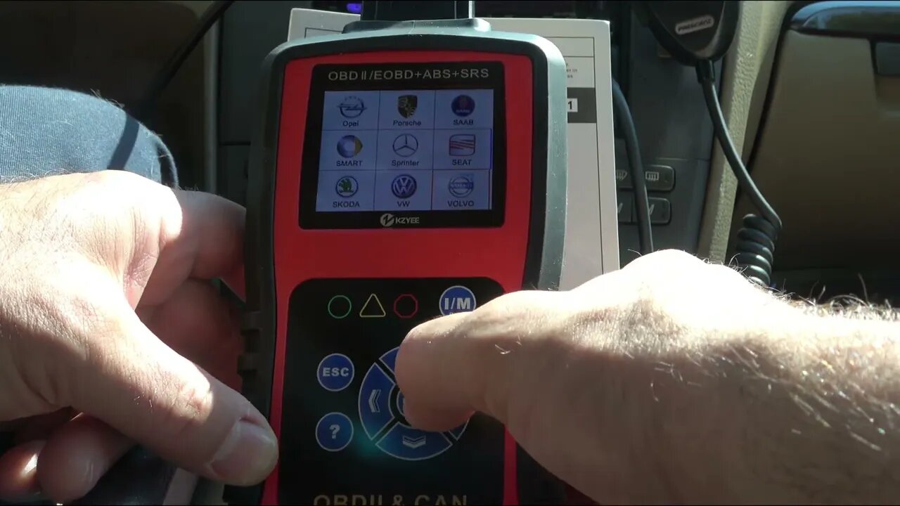Kyzee KC501 4 System Scanner Review. This Midlevel Scanner Is just full of surprises!