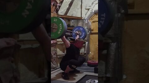 125 kg / 275 lb - Snatch