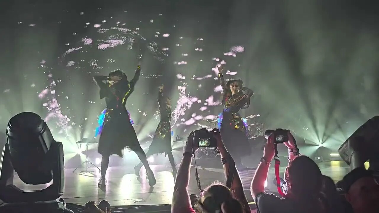 BabyMetal 2023 in Houston song Monochrome