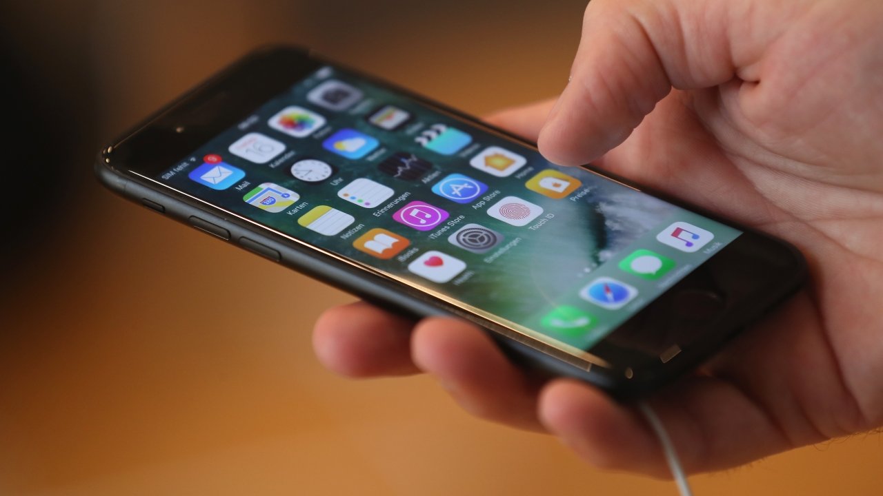 By Next Year, Almost Half Of All Cellphone Calls May Be Scams