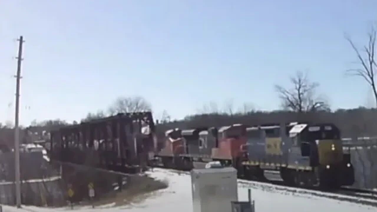 EB CN U706 Ethanol with CSX 2575 "GP38-2" Leading at Cedar Falls on March 8, 2022 #Steel Highway#