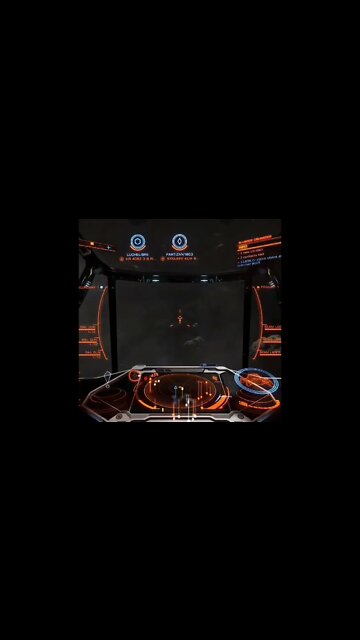 Survival of the Largest | Elite Dangerous #Shorts #EliteDangerous #SciFi