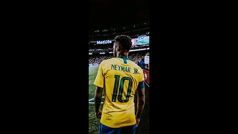 Neymar is King of the cournr 👑