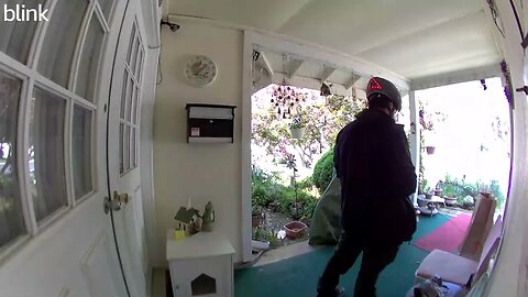 NORTH_VIDEO_DOOR_BELL_2023-04-26T11_08_45-0400.mp4