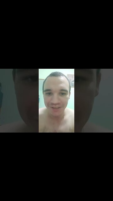 Раньше я был молодой и ахуевший,сейчас я старый и ахуительный