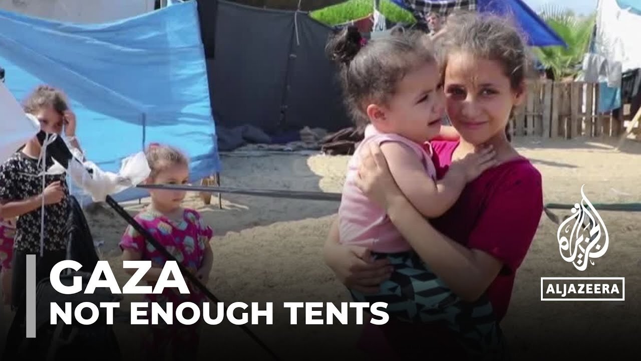 Displaced in Gaza_ Not enough tents for tens of thousands families