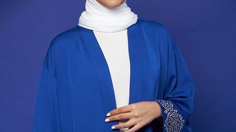 طرد مذيعة سعودية من قناة كويتية بسبب صدام حسين