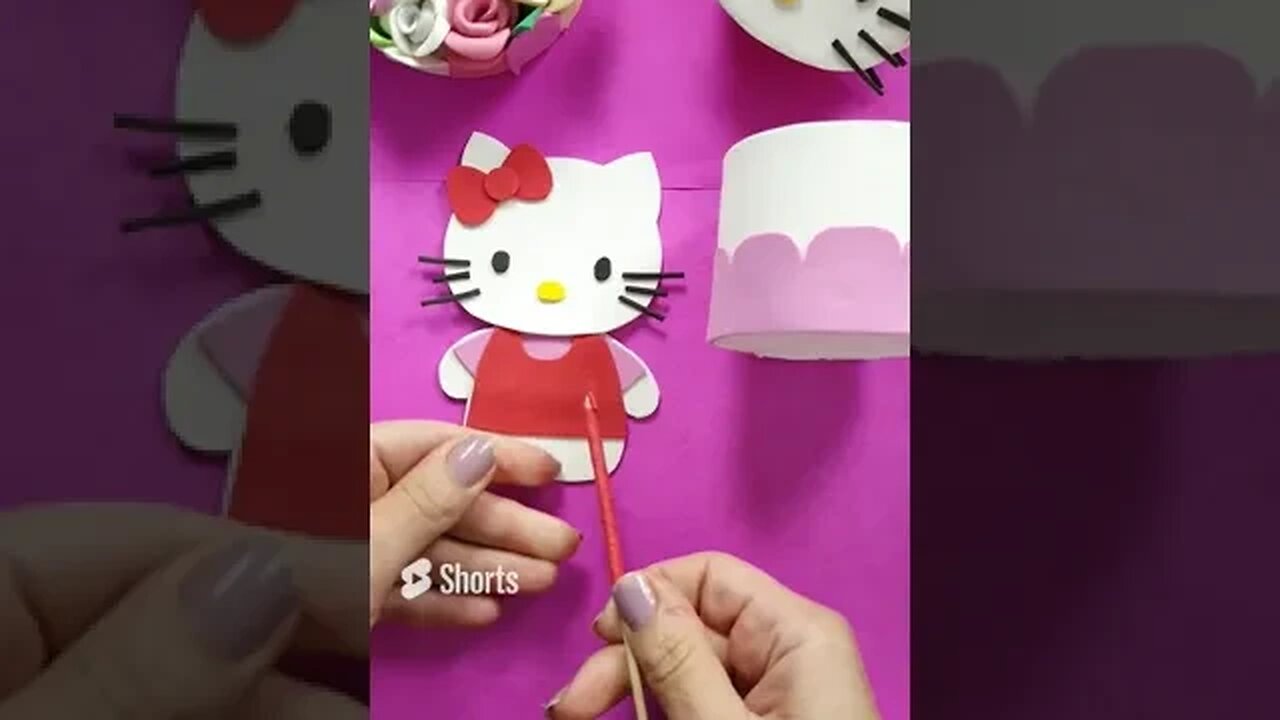 DIY - How to Make Hello Kitty Centerpiece: A Fun and Easy Party Decoration Idea