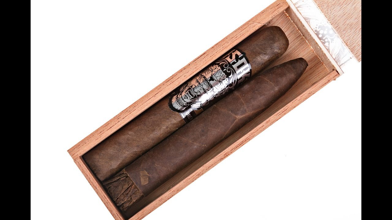 Dark Master By Christian Eiroa Cigar Review