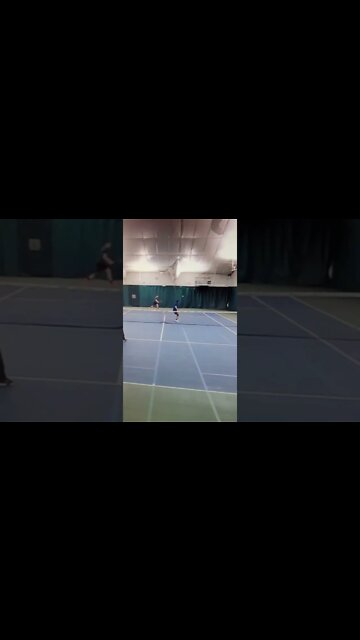 Quick reaction to lob #tennis